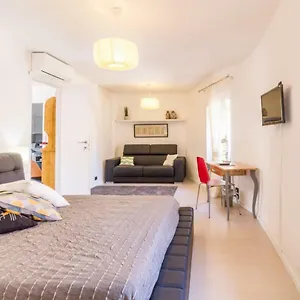  Apartment Antico Rione Italien