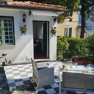 https://la-merella.hotelitalianriviera.com